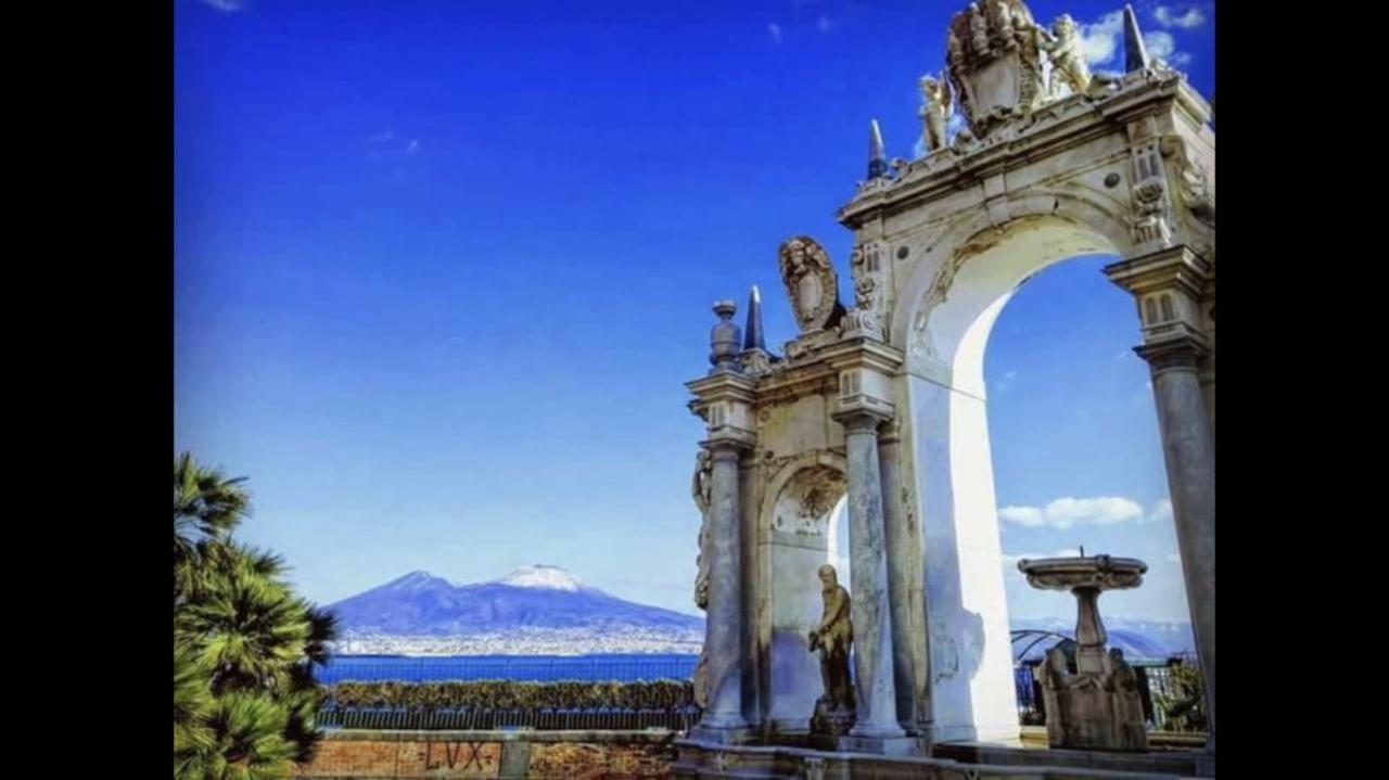 Апартаменты Casa Metropolitan Panorama Неаполь Экстерьер фото